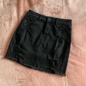 😍Ripped mini skirt